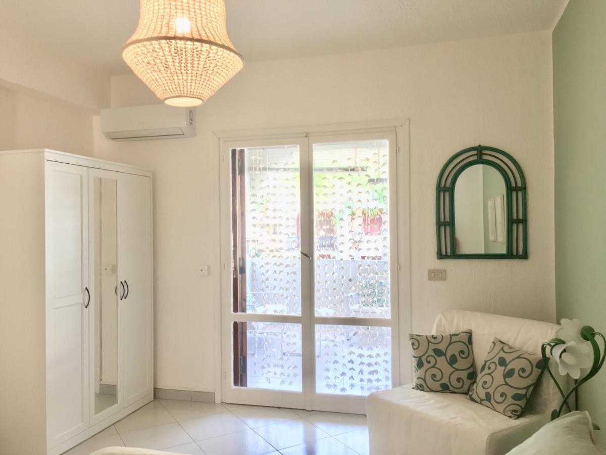 Apartamento Baia Degli Dei - Living La Nike Giardini-Naxos Exterior foto